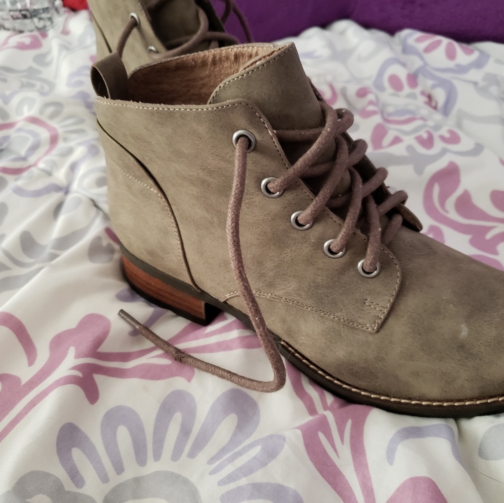 Lucky Brand Shoes New never worn